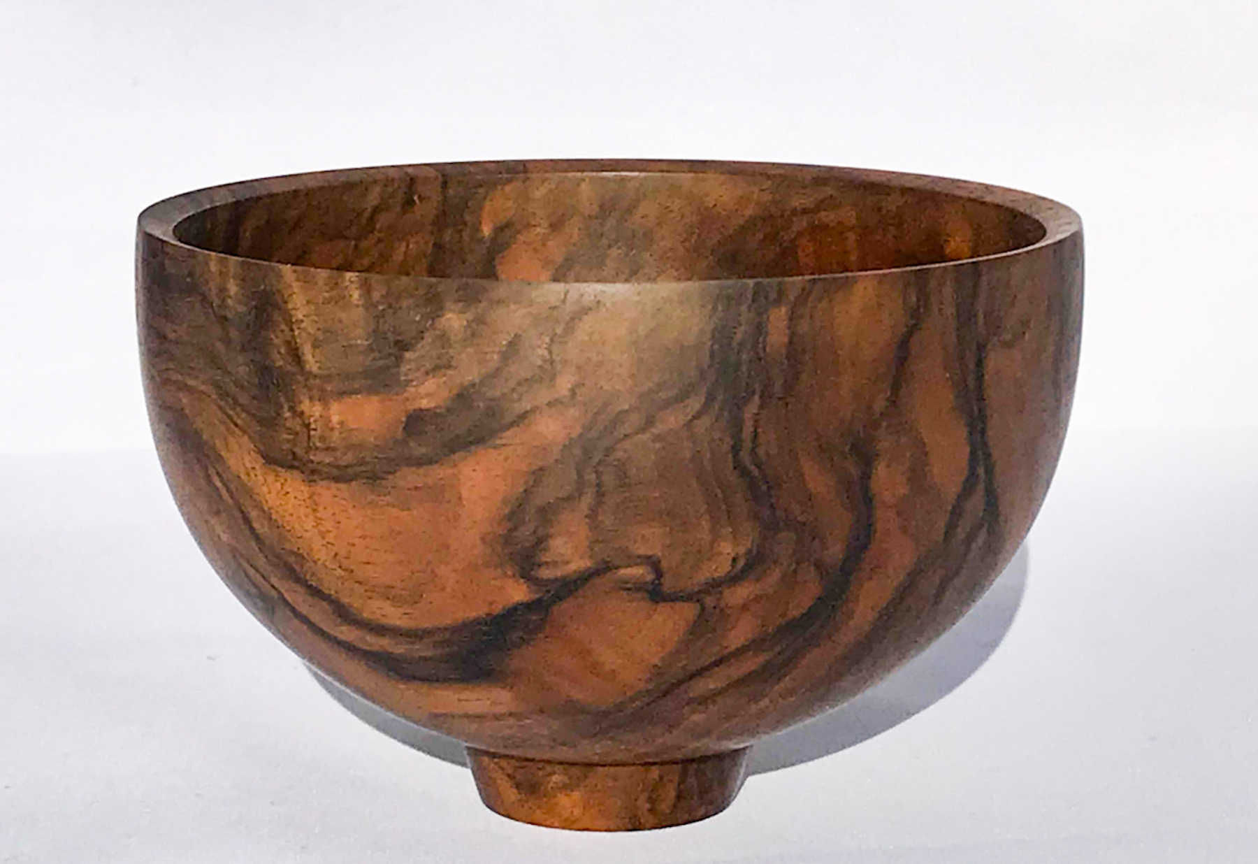 Helen Bailey Woodturning: Walnut Bowl 